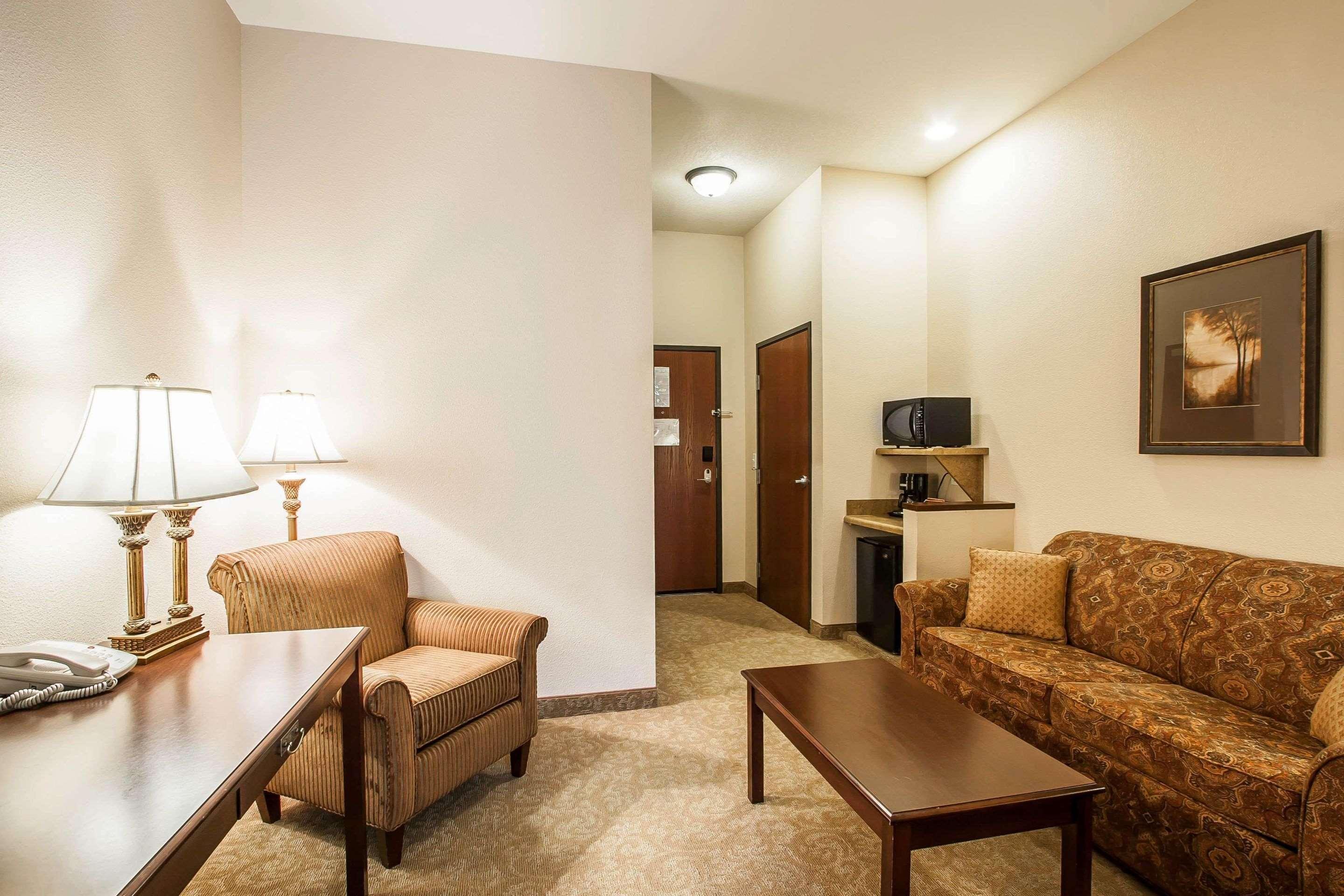 Comfort Inn & Suites Mcminnville Wine Country Buitenkant foto