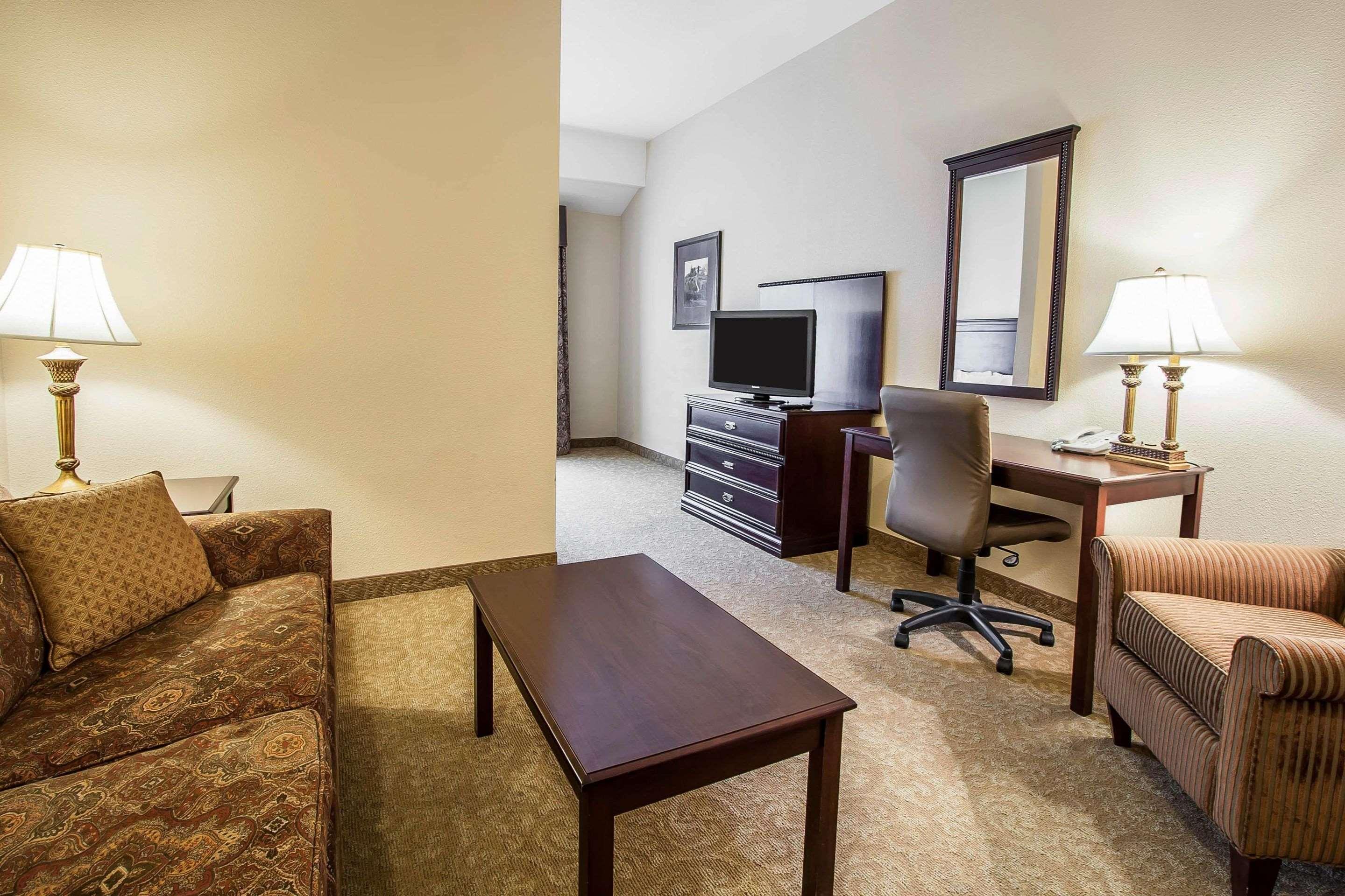 Comfort Inn & Suites Mcminnville Wine Country Buitenkant foto