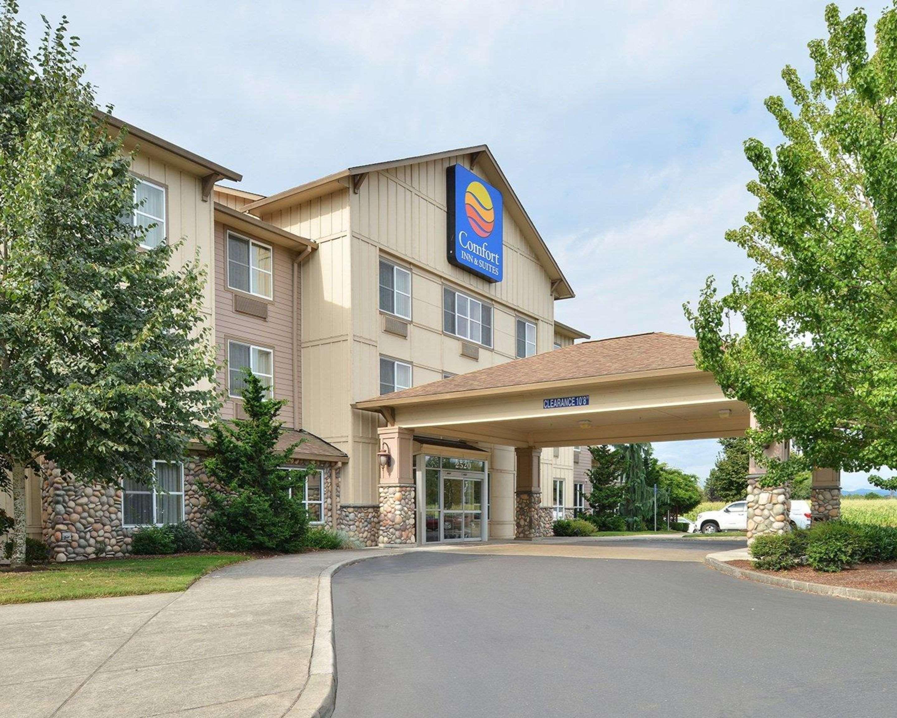 Comfort Inn & Suites Mcminnville Wine Country Buitenkant foto