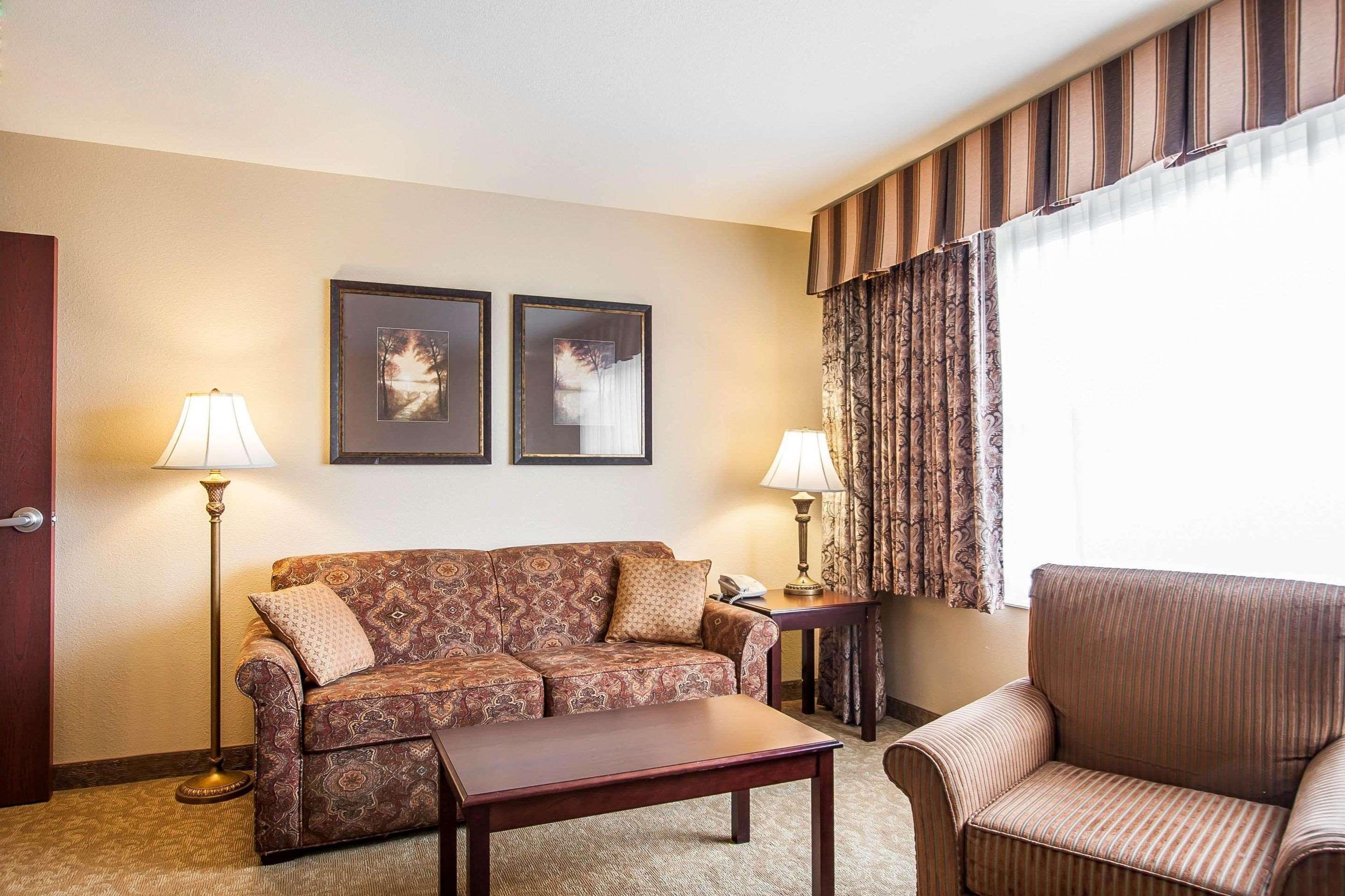 Comfort Inn & Suites Mcminnville Wine Country Buitenkant foto