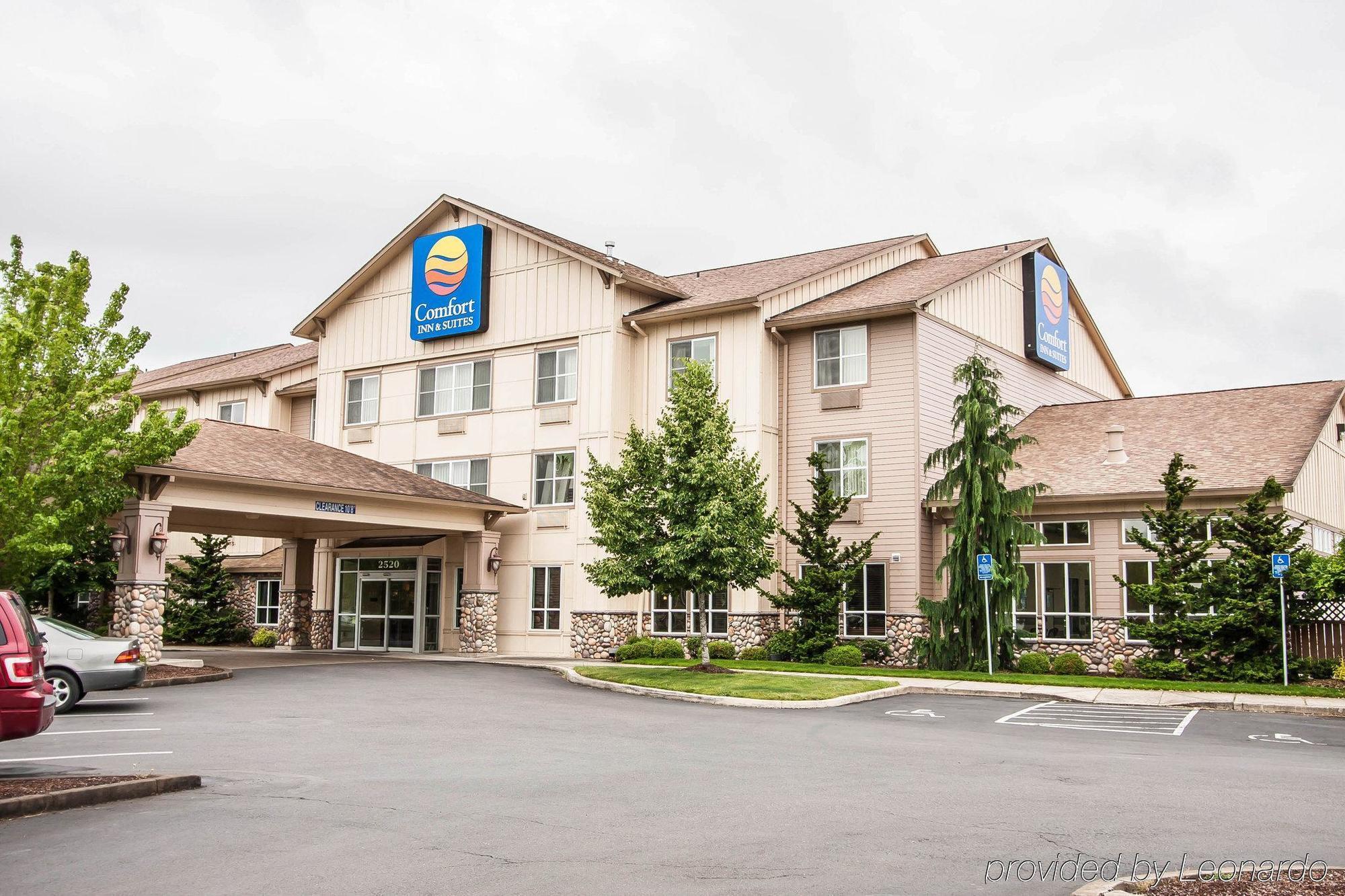 Comfort Inn & Suites Mcminnville Wine Country Buitenkant foto